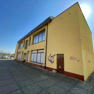 Lokal na sprzedaż
