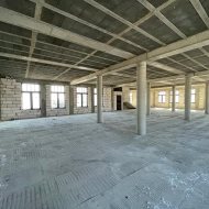 Lokal na sprzedaż